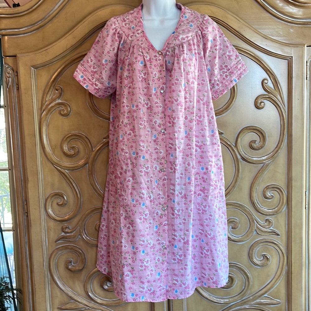 Casual Nights pink house coat